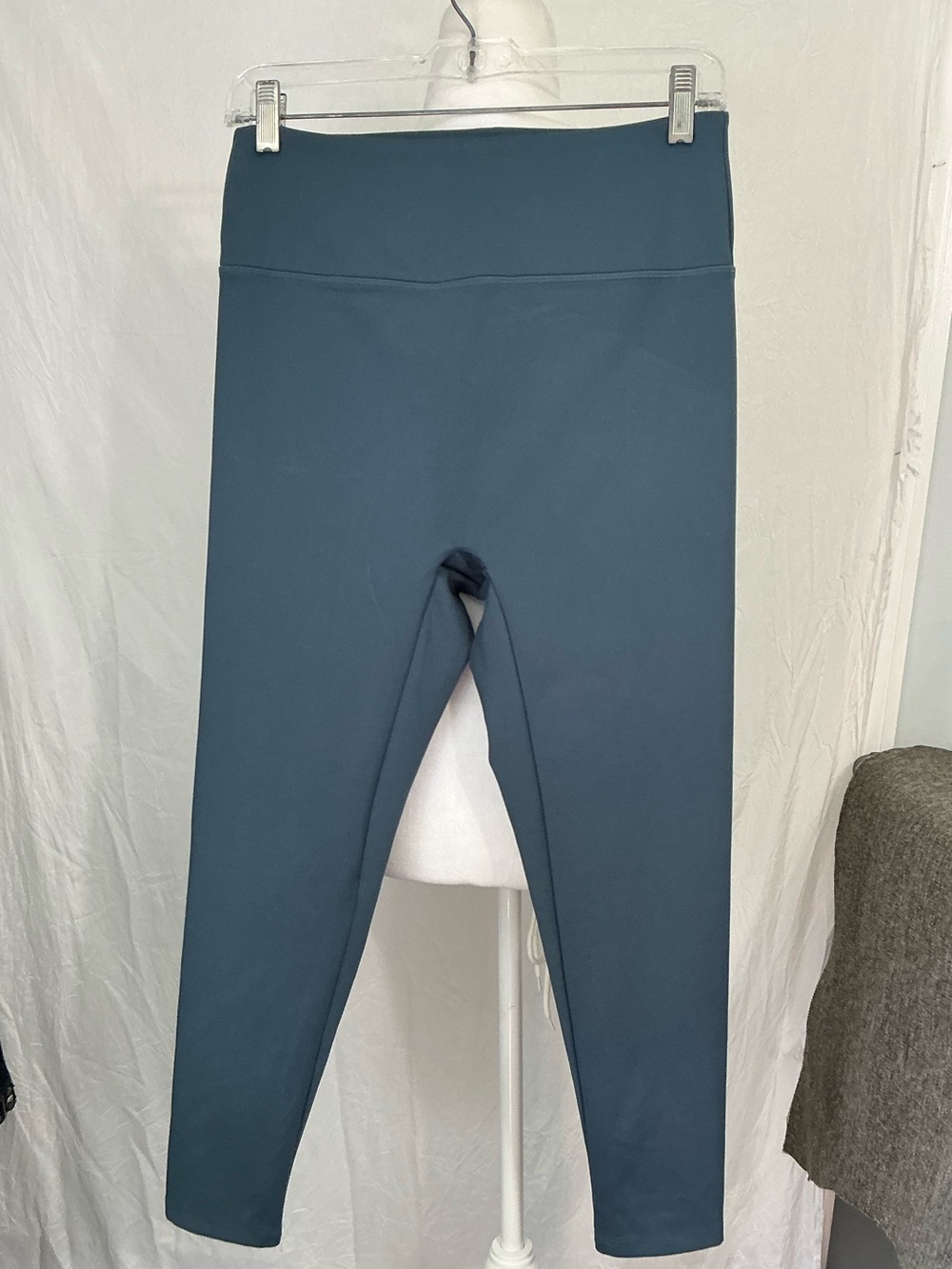 girlfriend collective women’s High-Rise Leggings in Teal